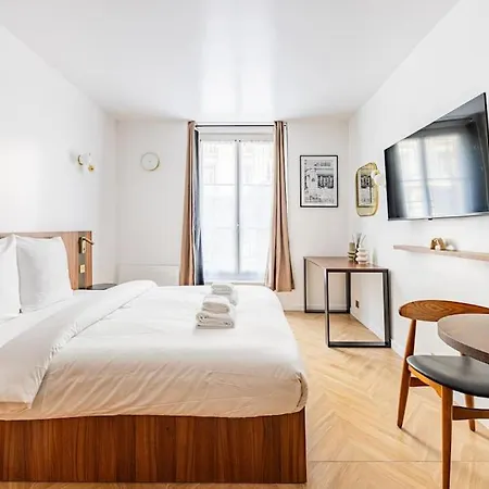 151 Luxueuse-etienne Marcel-chatelet-paris 3 Apartment Paris