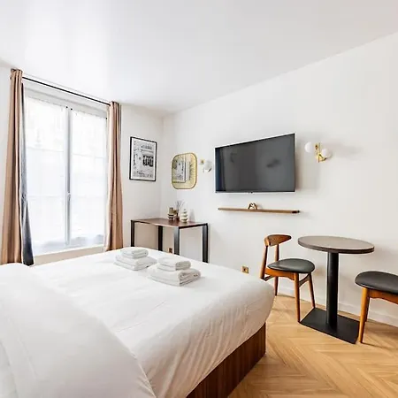 151 Luxueuse-etienne Marcel-chatelet-paris 3 *